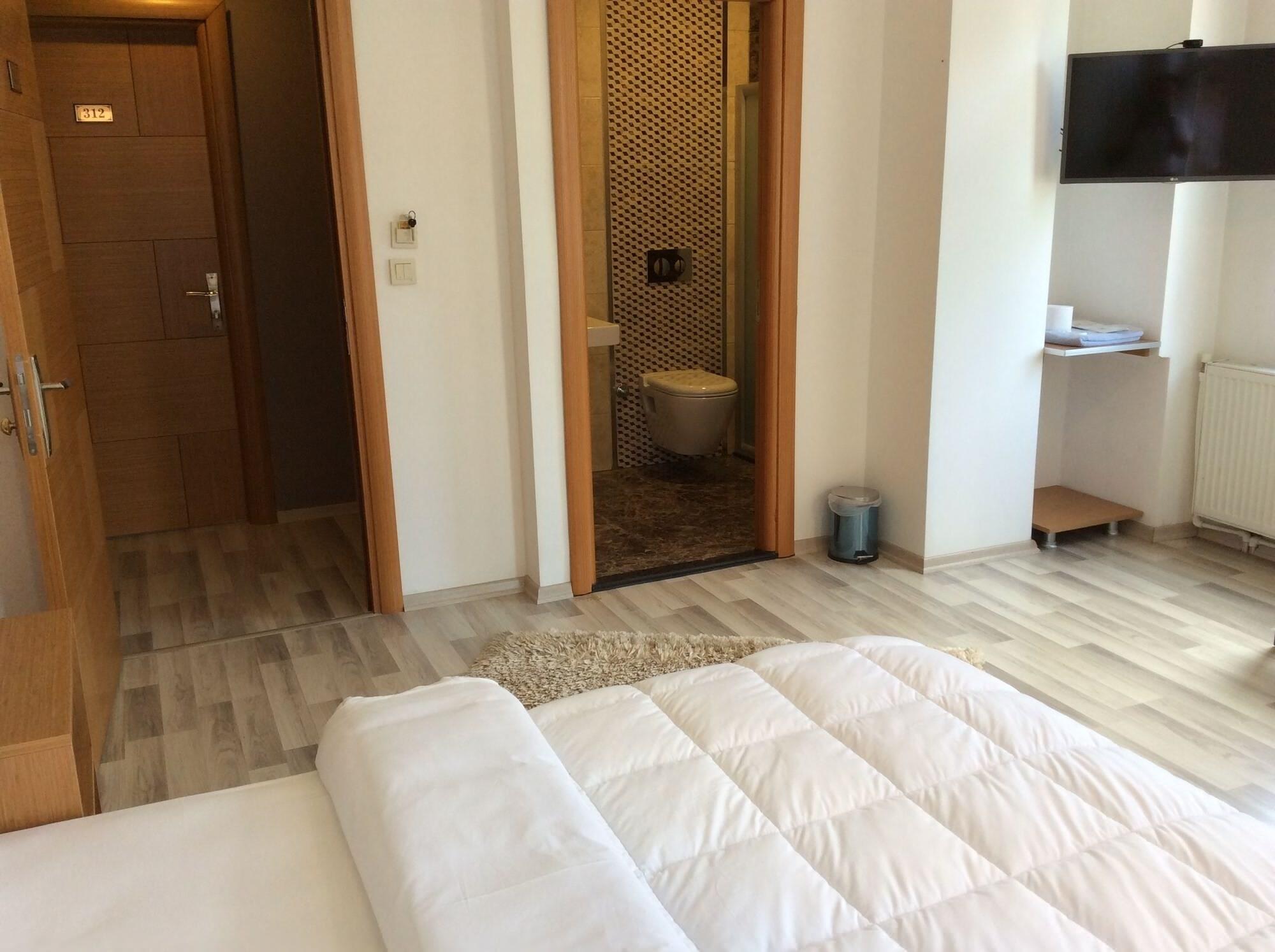 Hotel Yonca Istanbul Luaran gambar