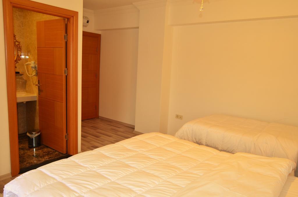 Hotel Yonca Istanbul Luaran gambar